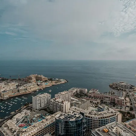 Prestigious With Common Roof Top Pool In Mercury Tower Saint Julian's