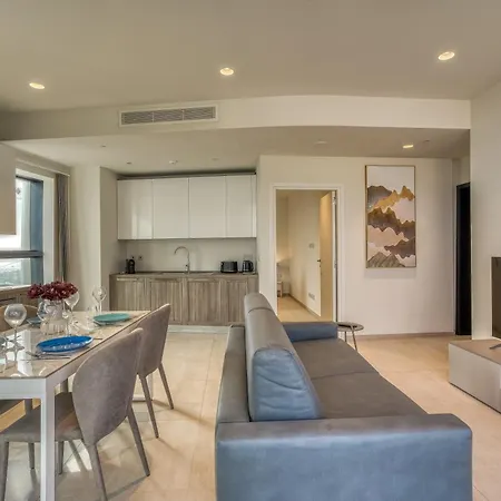 Prestigious With Common Roof Top Pool In Mercury Tower