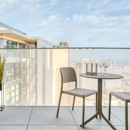 Appartement Prestigious With Common Roof Top Pool In Mercury Tower San Ġiljan